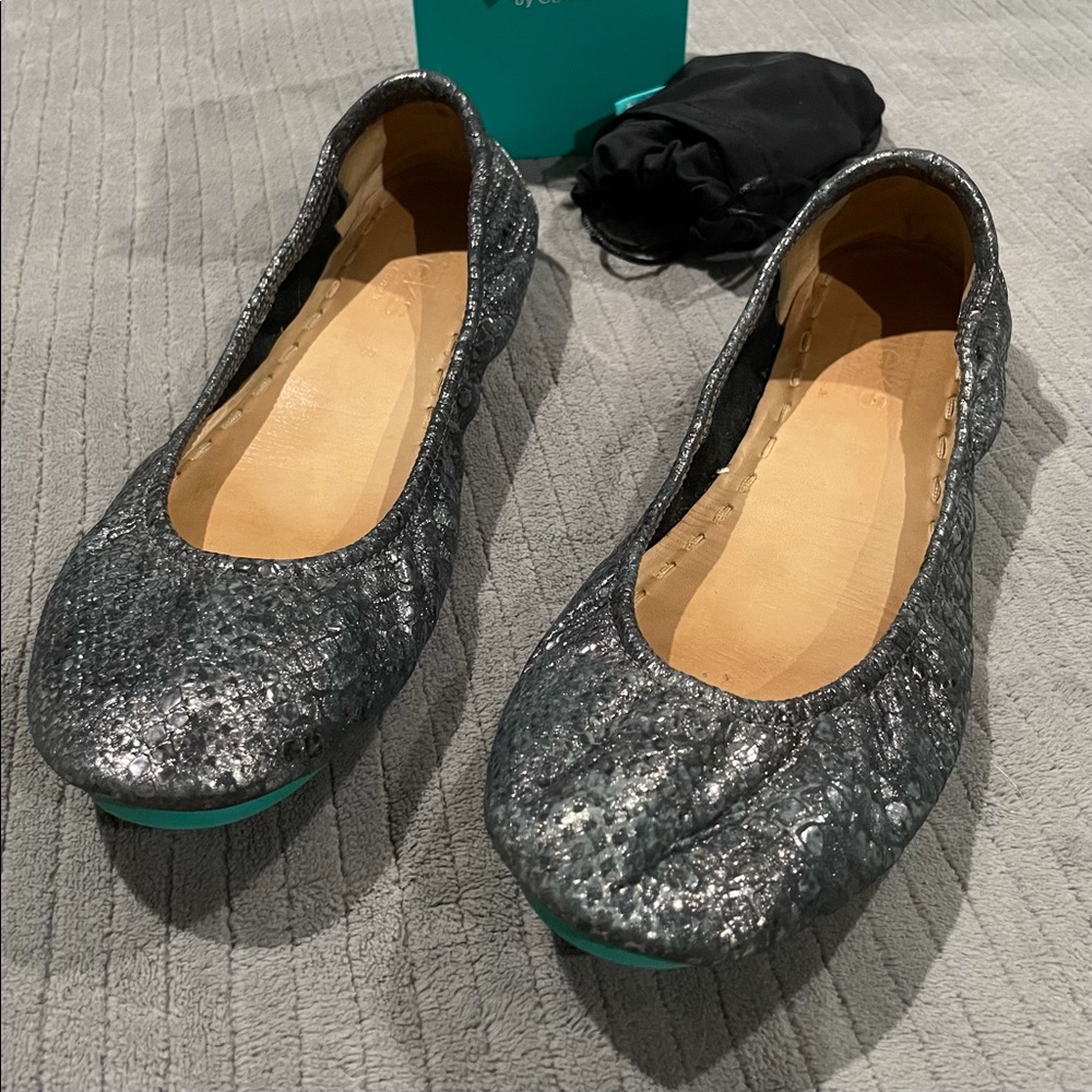 tieks Drago size 8
